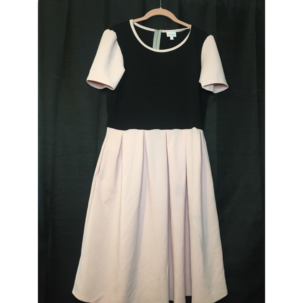 Block Color Dress W/ Pockets!